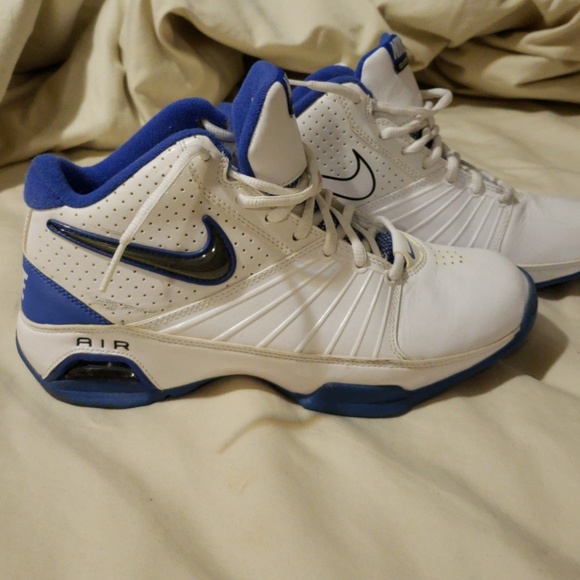 Nike - Picture 5 of 8